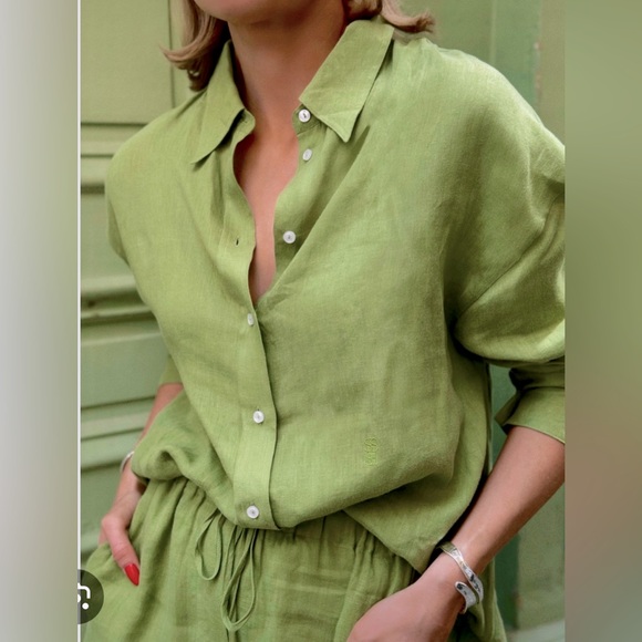 Sessei/Lydia Tomlinson linen set in avocado green - Picture 1 of 13